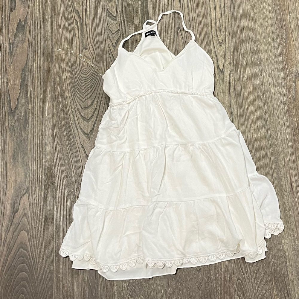 Sequin Hearts Tiered A-Line Mini Dress V-Neck Racerback Lined White Size Medium